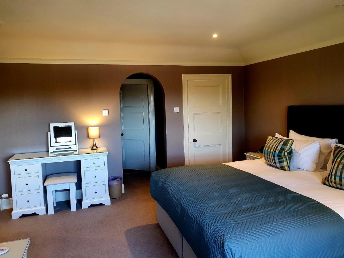 Hotel The Redgarth Oldmeldrum Esterno foto